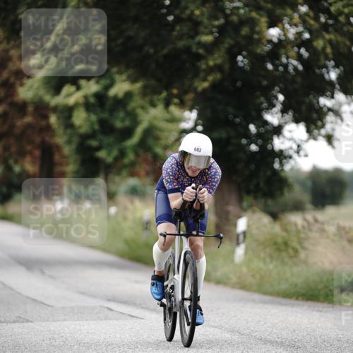 30.08.2026 - Elbe Triathlon Hamburg Michael Burmester http://msf.ph/oto/10071472 30.08.2026 10:05:22 Radfahren 591, 683, 968 meine-sportfotos.de