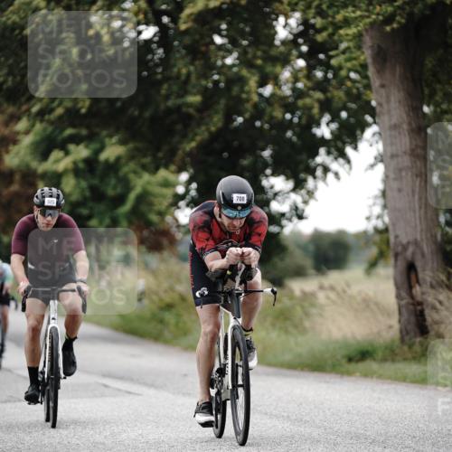 30.08.2026 - Elbe Triathlon Hamburg Michael Burmester http://msf.ph/oto/10071482 30.08.2026 10:05:39 Radfahren 525, 565, 708, 793, 817, 941 meine-sportfotos.de