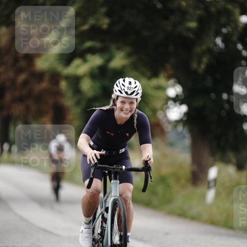 30.08.2026 - Elbe Triathlon Hamburg Michael Burmester http://msf.ph/oto/10071542 30.08.2026 10:06:11 Radfahren 483, 584, 732, 787, 877, 923 meine-sportfotos.de