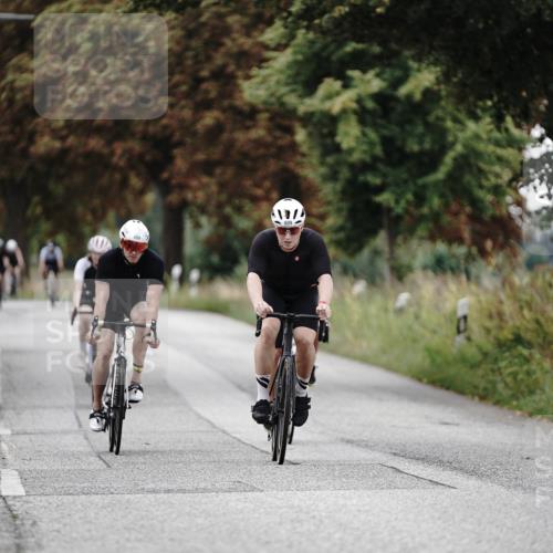 30.08.2026 - Elbe Triathlon Hamburg Michael Burmester http://msf.ph/oto/10071588 30.08.2026 10:06:32 Radfahren 490, 498, 609, 906 meine-sportfotos.de