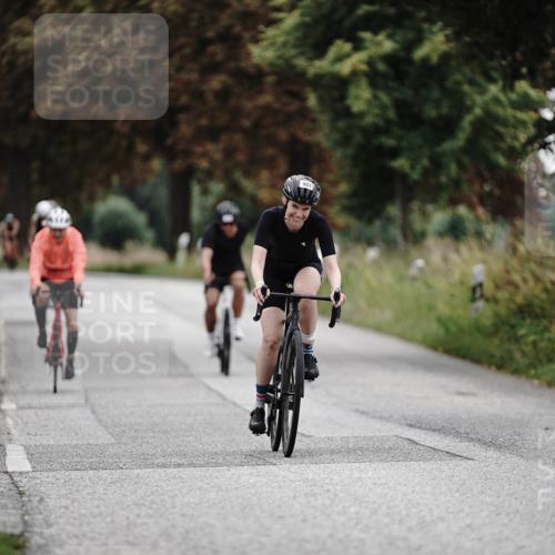 30.08.2026 - Elbe Triathlon Hamburg Michael Burmester http://msf.ph/oto/10071662 30.08.2026 10:07:27 Radfahren 492, 573, 775, 903, 982 meine-sportfotos.de
