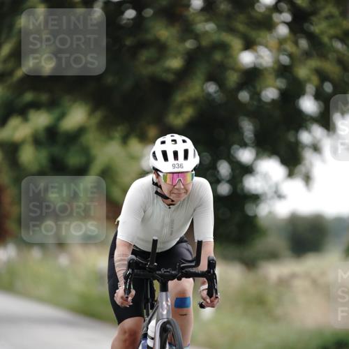 30.08.2026 - Elbe Triathlon Hamburg Michael Burmester http://msf.ph/oto/10071681 30.08.2026 10:07:36 Radfahren 492, 554, 739, 773, 775, 936 meine-sportfotos.de