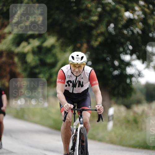 30.08.2026 - Elbe Triathlon Hamburg Michael Burmester http://msf.ph/oto/10071700 30.08.2026 10:07:47 Radfahren 439, 440, 629, 735, 791, 871, 905 meine-sportfotos.de