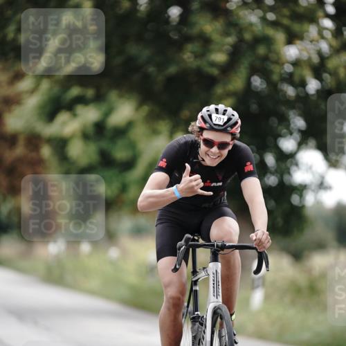 30.08.2026 - Elbe Triathlon Hamburg Michael Burmester http://msf.ph/oto/10071703 30.08.2026 10:07:48 Radfahren 439, 440, 602, 629, 735, 791, 871, 905 meine-sportfotos.de