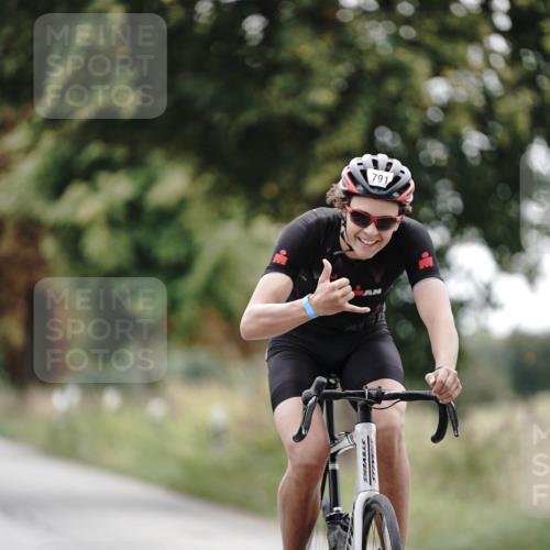 30.08.2026 - Elbe Triathlon Hamburg Michael Burmester http://msf.ph/oto/10071705 30.08.2026 10:07:48 Radfahren 439, 440, 602, 629, 735, 791, 871, 905 meine-sportfotos.de