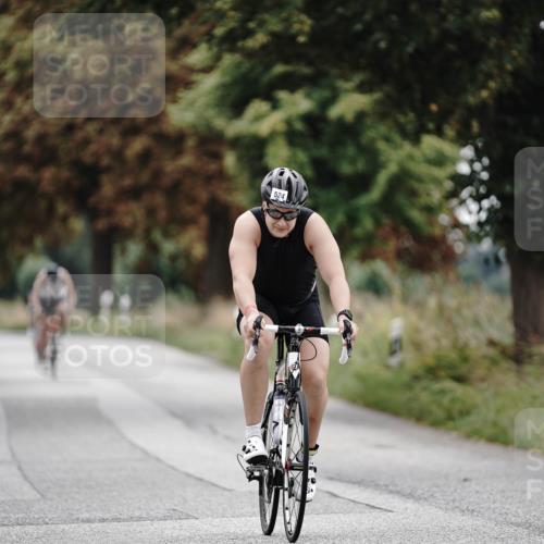 30.08.2026 - Elbe Triathlon Hamburg Michael Burmester http://msf.ph/oto/10071721 30.08.2026 10:07:57 Radfahren 524, 578, 602, 721, 754, 871, 905 meine-sportfotos.de