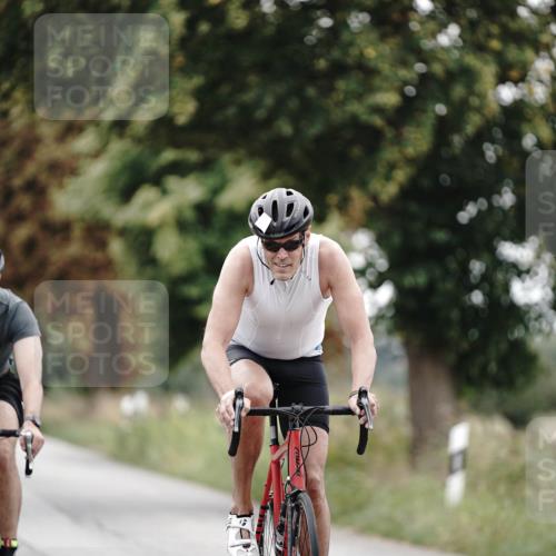 30.08.2026 - Elbe Triathlon Hamburg Michael Burmester http://msf.ph/oto/10071731 30.08.2026 10:08:03 Radfahren 482, 578, 721, 754, 800, 914 meine-sportfotos.de