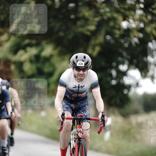 30.08.2026 - Elbe Triathlon Hamburg Michael Burmester http://msf.ph/oto/10071748 30.08.2026 10:08:11 Radfahren 434, 482, 696, 763, 812, 914 meine-sportfotos.de