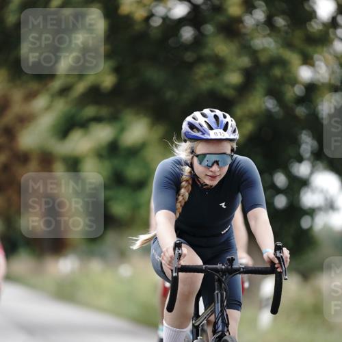 30.08.2026 - Elbe Triathlon Hamburg Michael Burmester http://msf.ph/oto/10071754 30.08.2026 10:08:12 Radfahren 434, 696, 763, 783, 812, 859, 914 meine-sportfotos.de