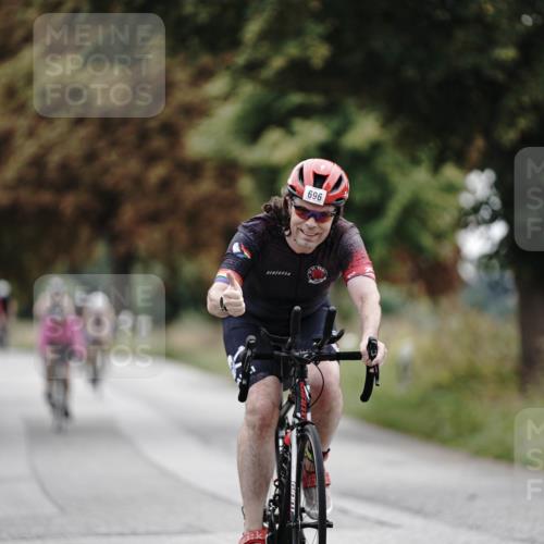 30.08.2026 - Elbe Triathlon Hamburg Michael Burmester http://msf.ph/oto/10071758 30.08.2026 10:08:14 Radfahren 434, 436, 501, 563, 696, 763, 783, 812, 859 meine-sportfotos.de