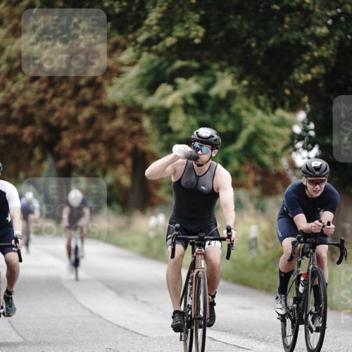 30.08.2026 - Elbe Triathlon Hamburg Michael Burmester http://msf.ph/oto/10071770 30.08.2026 10:08:19 Radfahren 346, 436, 501, 531, 563, 631, 783, 859 meine-sportfotos.de