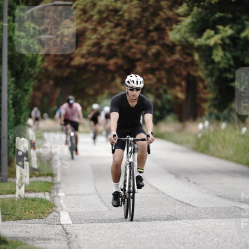 30.08.2026 - Elbe Triathlon Hamburg Michael Burmester http://msf.ph/oto/10071788 30.08.2026 10:08:29 Radfahren 395, 500, 509, 587, 908 meine-sportfotos.de