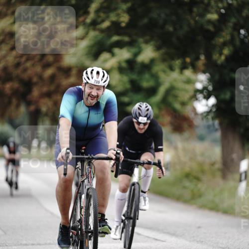 30.08.2026 - Elbe Triathlon Hamburg Michael Burmester http://msf.ph/oto/10071822 30.08.2026 10:08:44 Radfahren 425, 634, 686, 709, 736, 792 meine-sportfotos.de