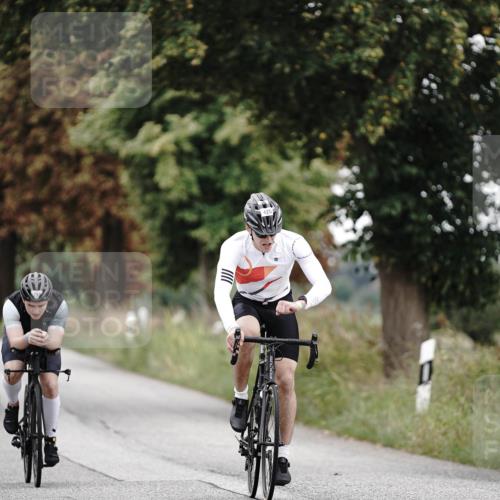 30.08.2026 - Elbe Triathlon Hamburg Michael Burmester http://msf.ph/oto/10071831 30.08.2026 10:08:47 Radfahren 425, 634, 709, 792 meine-sportfotos.de