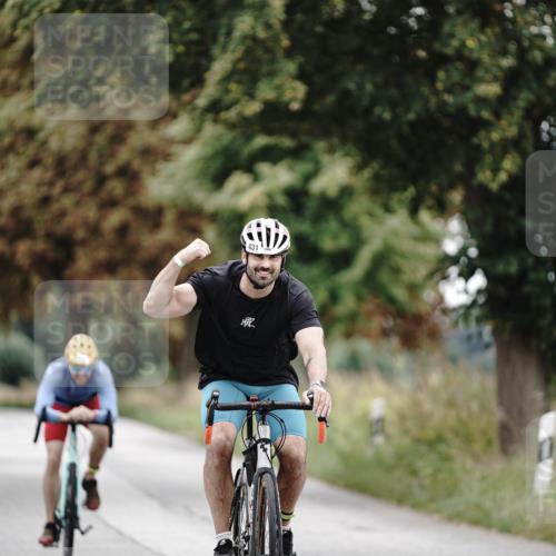30.08.2026 - Elbe Triathlon Hamburg Michael Burmester http://msf.ph/oto/10071859 30.08.2026 10:09:04 Radfahren 431, 560, 600 meine-sportfotos.de