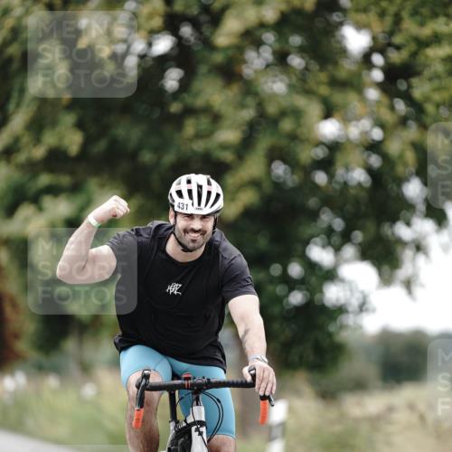 30.08.2026 - Elbe Triathlon Hamburg Michael Burmester http://msf.ph/oto/10071861 30.08.2026 10:09:05 Radfahren 431, 560, 600, 712 meine-sportfotos.de