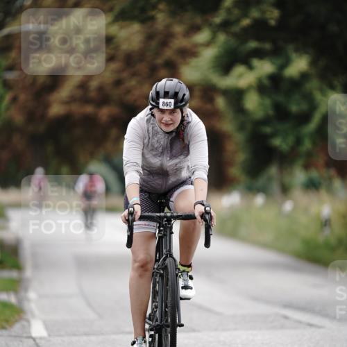 30.08.2026 - Elbe Triathlon Hamburg Michael Burmester http://msf.ph/oto/10071898 30.08.2026 10:09:21 Radfahren 443, 632, 860, 861 meine-sportfotos.de