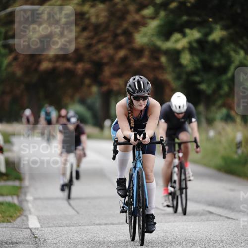 30.08.2026 - Elbe Triathlon Hamburg Michael Burmester http://msf.ph/oto/10071925 30.08.2026 10:09:44 Radfahren 693, 716, 811, 828, 896, 929, 1897 meine-sportfotos.de