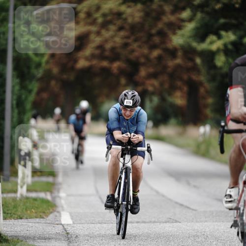 30.08.2026 - Elbe Triathlon Hamburg Michael Burmester http://msf.ph/oto/10072061 30.08.2026 10:10:53 Radfahren 497, 626, 731, 756, 979 meine-sportfotos.de