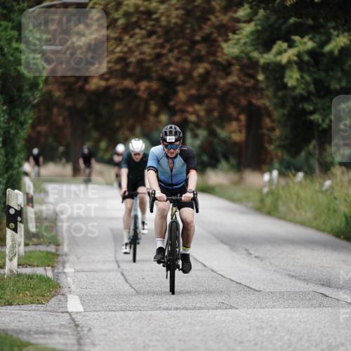 30.08.2026 - Elbe Triathlon Hamburg Michael Burmester http://msf.ph/oto/10072062 30.08.2026 10:10:56 Radfahren 497, 626, 747, 756, 979 meine-sportfotos.de
