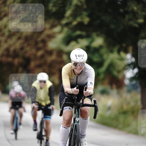 30.08.2026 - Elbe Triathlon Hamburg Michael Burmester http://msf.ph/oto/10072087 30.08.2026 10:11:15 Radfahren 364, 581, 633, 749, 836, 927 meine-sportfotos.de
