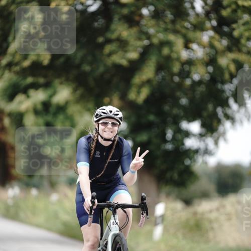 30.08.2026 - Elbe Triathlon Hamburg Michael Burmester http://msf.ph/oto/10072109 30.08.2026 10:11:21 Radfahren 581, 621, 713, 836, 920 meine-sportfotos.de