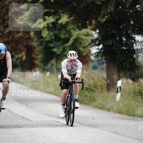 30.08.2026 - Elbe Triathlon Hamburg Michael Burmester http://msf.ph/oto/10072122 30.08.2026 10:11:26 Radfahren 557, 621, 713, 741, 920 meine-sportfotos.de