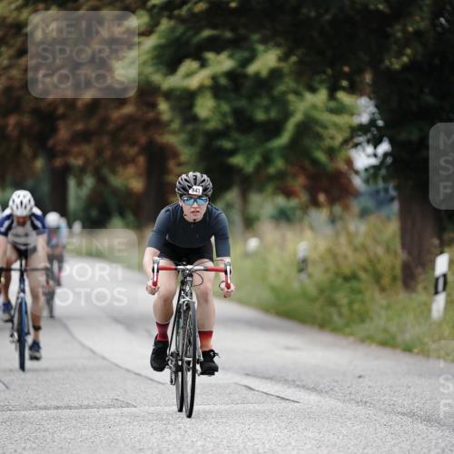 30.08.2026 - Elbe Triathlon Hamburg Michael Burmester http://msf.ph/oto/10072163 30.08.2026 10:11:59 Radfahren 711, 742, 757, 843, 969 meine-sportfotos.de