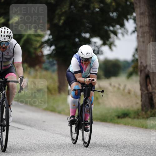 30.08.2026 - Elbe Triathlon Hamburg Michael Burmester http://msf.ph/oto/10072170 30.08.2026 10:12:03 Radfahren 711, 742, 757, 843, 969 meine-sportfotos.de