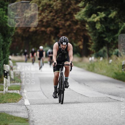 30.08.2026 - Elbe Triathlon Hamburg Michael Burmester http://msf.ph/oto/10072174 30.08.2026 10:12:05 Radfahren 400, 665, 711, 742, 757, 969 meine-sportfotos.de