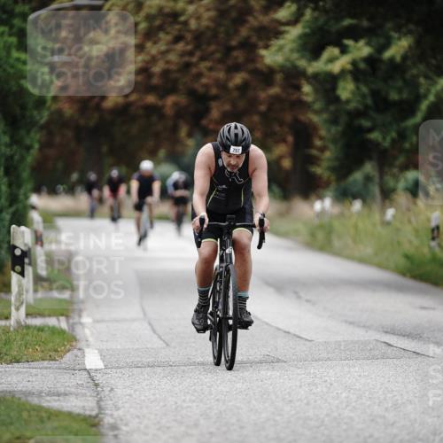30.08.2026 - Elbe Triathlon Hamburg Michael Burmester http://msf.ph/oto/10072176 30.08.2026 10:12:05 Radfahren 400, 665, 711, 742, 757, 969 meine-sportfotos.de
