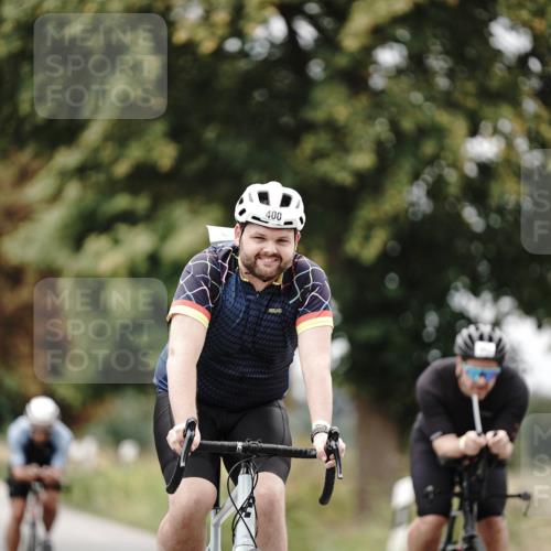 30.08.2026 - Elbe Triathlon Hamburg Michael Burmester http://msf.ph/oto/10072190 30.08.2026 10:12:12 Radfahren 400, 665, 698, 710, 853, 980 meine-sportfotos.de