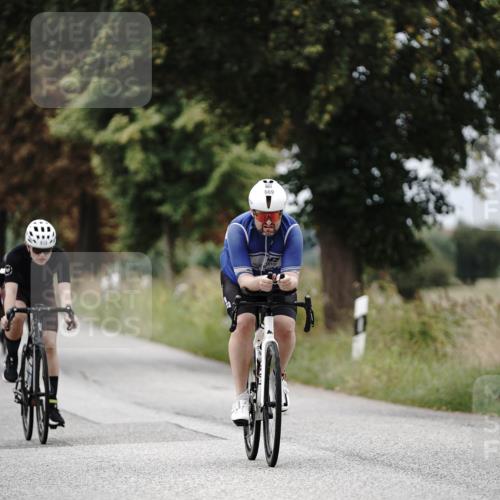 30.08.2026 - Elbe Triathlon Hamburg Michael Burmester http://msf.ph/oto/10072239 30.08.2026 10:12:55 Radfahren 441, 537, 657, 664, 669, 722, 728, 813, 883 meine-sportfotos.de