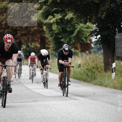 30.08.2026 - Elbe Triathlon Hamburg Michael Burmester http://msf.ph/oto/10072242 30.08.2026 10:12:58 Radfahren 441, 537, 664, 669, 722, 728, 813, 872, 883 meine-sportfotos.de