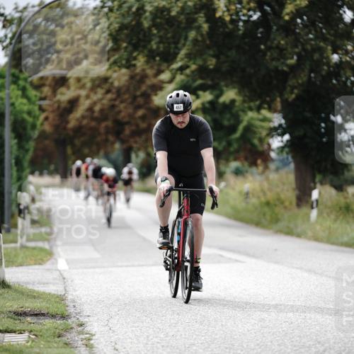 30.08.2026 - Elbe Triathlon Hamburg Michael Burmester http://msf.ph/oto/10072267 30.08.2026 10:13:19 Radfahren 457, 505, 526, 590, 619, 643, 656, 752, 950 meine-sportfotos.de