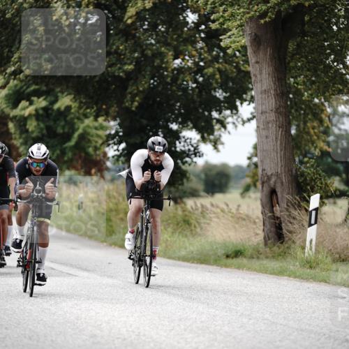 30.08.2026 - Elbe Triathlon Hamburg Michael Burmester http://msf.ph/oto/10072275 30.08.2026 10:13:24 Radfahren 505, 526, 619, 643, 752, 887 meine-sportfotos.de