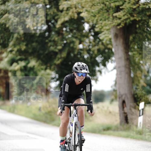30.08.2026 - Elbe Triathlon Hamburg Michael Burmester http://msf.ph/oto/10072286 30.08.2026 10:13:29 Radfahren 655, 752, 887, 926 meine-sportfotos.de