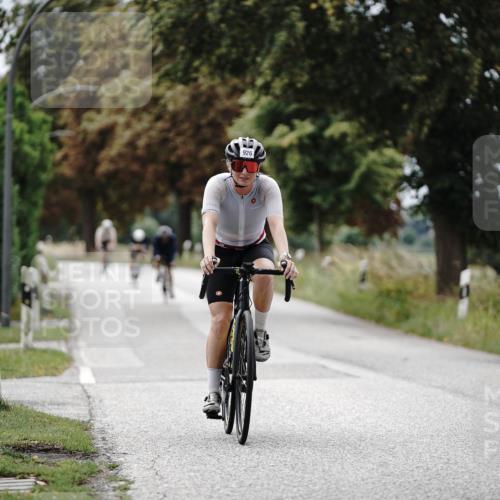30.08.2026 - Elbe Triathlon Hamburg Michael Burmester http://msf.ph/oto/10072291 30.08.2026 10:13:36 Radfahren 655, 673, 768, 788, 926 meine-sportfotos.de