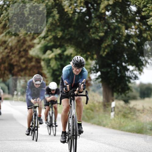 30.08.2026 - Elbe Triathlon Hamburg Michael Burmester http://msf.ph/oto/10072300 30.08.2026 10:13:40 Radfahren 604, 673, 768, 788 meine-sportfotos.de