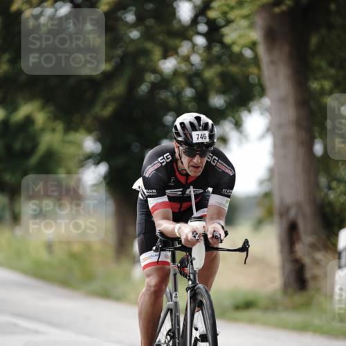30.08.2026 - Elbe Triathlon Hamburg Michael Burmester http://msf.ph/oto/10072312 30.08.2026 10:13:53 Radfahren 612, 746, 881, 886, 1896 meine-sportfotos.de