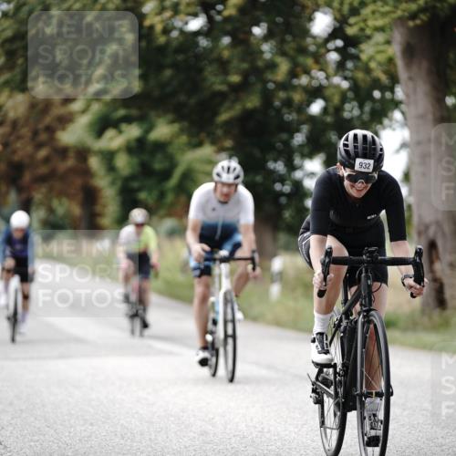 30.08.2026 - Elbe Triathlon Hamburg Michael Burmester http://msf.ph/oto/10072342 30.08.2026 10:14:29 Radfahren 506, 720, 750, 803, 838, 932, 944 meine-sportfotos.de
