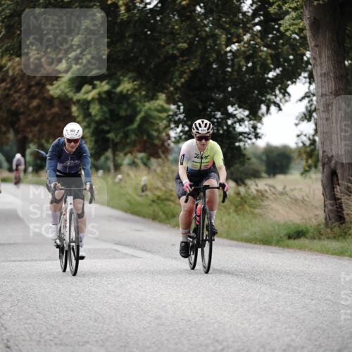 30.08.2026 - Elbe Triathlon Hamburg Michael Burmester http://msf.ph/oto/10072347 30.08.2026 10:14:31 Radfahren 506, 607, 750, 803, 918, 932, 944 meine-sportfotos.de