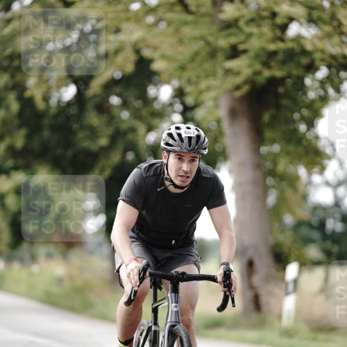30.08.2026 - Elbe Triathlon Hamburg Michael Burmester http://msf.ph/oto/10072356 30.08.2026 10:14:39 Radfahren 413, 607, 918 meine-sportfotos.de