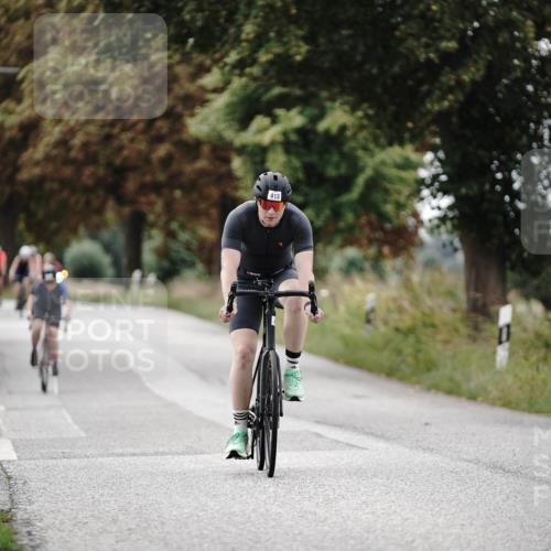 30.08.2026 - Elbe Triathlon Hamburg Michael Burmester http://msf.ph/oto/10072359 30.08.2026 10:14:44 Radfahren 413, 943 meine-sportfotos.de