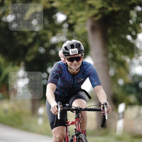 30.08.2026 - Elbe Triathlon Hamburg Michael Burmester http://msf.ph/oto/10072367 30.08.2026 10:14:49 Radfahren 451, 901, 943, 962 meine-sportfotos.de