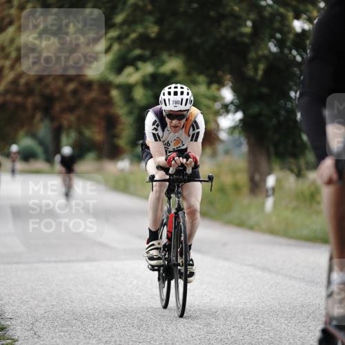 30.08.2026 - Elbe Triathlon Hamburg Michael Burmester http://msf.ph/oto/10072378 30.08.2026 10:15:06 Radfahren 503, 769, 780, 891, 898, 954 meine-sportfotos.de
