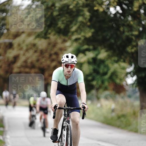 30.08.2026 - Elbe Triathlon Hamburg Michael Burmester http://msf.ph/oto/10072402 30.08.2026 10:15:28 Radfahren 513, 699, 810, 919, 934 meine-sportfotos.de