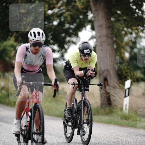 30.08.2026 - Elbe Triathlon Hamburg Michael Burmester http://msf.ph/oto/10072408 30.08.2026 10:15:31 Radfahren 513, 603, 699, 810 meine-sportfotos.de