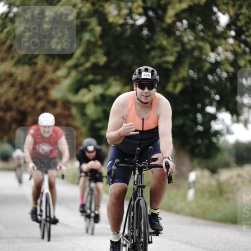 30.08.2026 - Elbe Triathlon Hamburg Michael Burmester http://msf.ph/oto/10072433 30.08.2026 10:15:54 Radfahren 605, 675, 700, 737, 751 meine-sportfotos.de