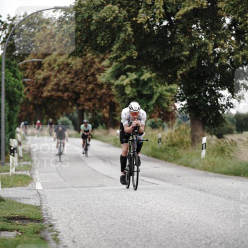 30.08.2026 - Elbe Triathlon Hamburg Michael Burmester http://msf.ph/oto/10072444 30.08.2026 10:16:05 Radfahren 479, 540, 566, 624 meine-sportfotos.de